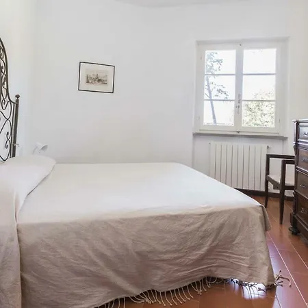 Lilla Magazzini (Tuscany)