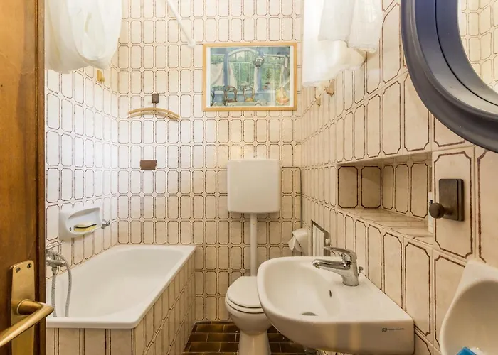 Lilla * Magazzini (Tuscany)