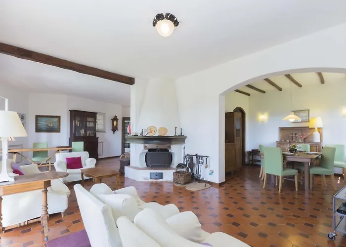 Lilla * Magazzini (Tuscany)