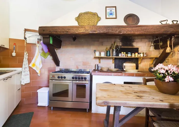 Lilla Magazzini (Tuscany)